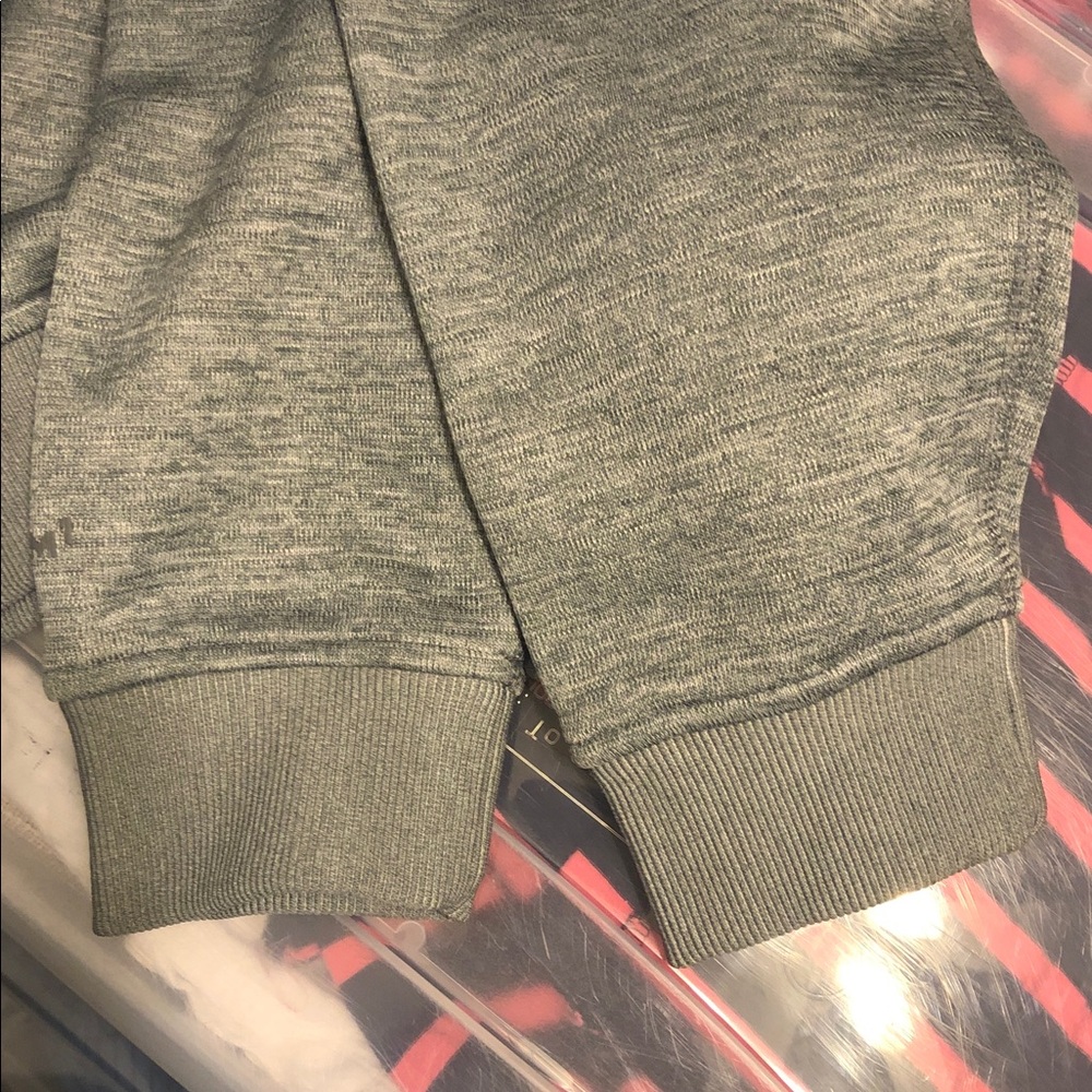 Under Armour Men's Light Gray Zip-Up Sweater - Picture 6 of 6